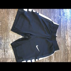nike basketball shorts